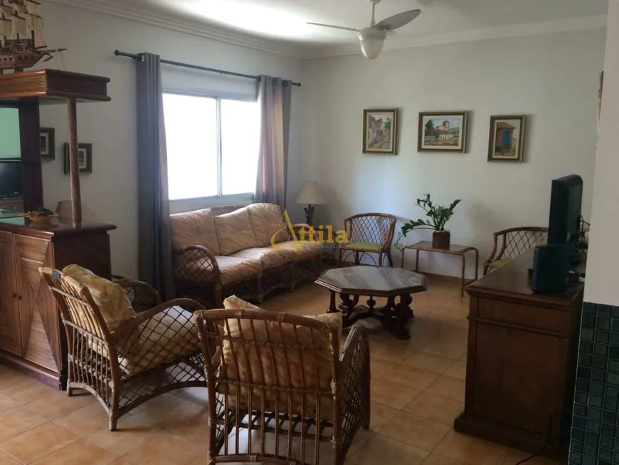 Foto 1 de Apartamento com 4 Quartos à venda, 150m² em Enseada, Guarujá