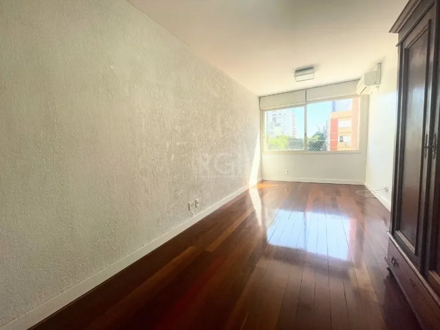 Foto 1 de Apartamento com 1 Quarto à venda, 45m² em Menino Deus, Porto Alegre