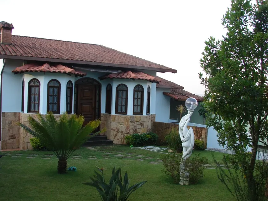 Foto 1 de Casa com 3 Quartos à venda, 284m² em Fazendinha, Teresópolis