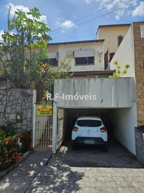 Foto 1 de Casa de Condomínio com 3 Quartos à venda, 129m² em  Vila Valqueire, Rio de Janeiro