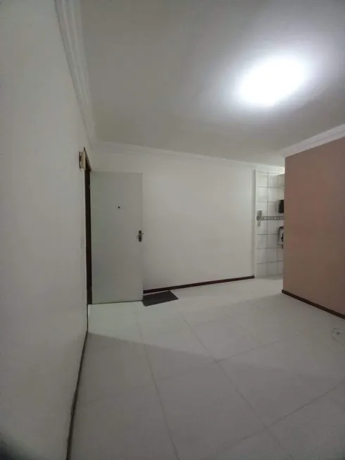 Foto 1 de Apartamento com 2 Quartos à venda, 43m² em Caji, Lauro de Freitas