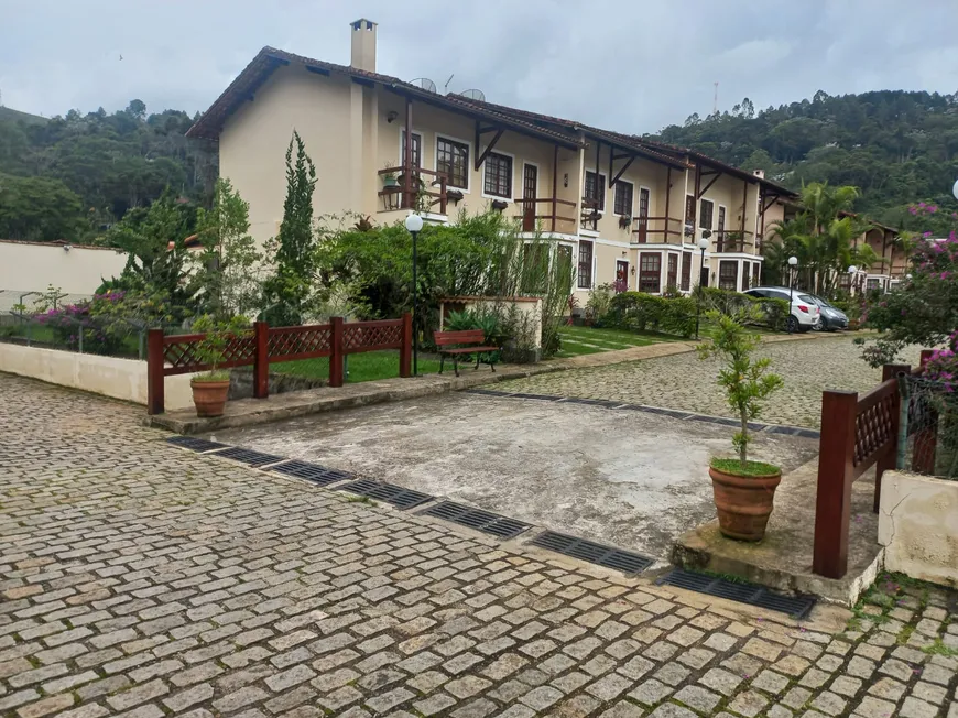 Foto 1 de Casa de Condomínio com 2 Quartos à venda, 58m² em Parque do Imbuí, Teresópolis