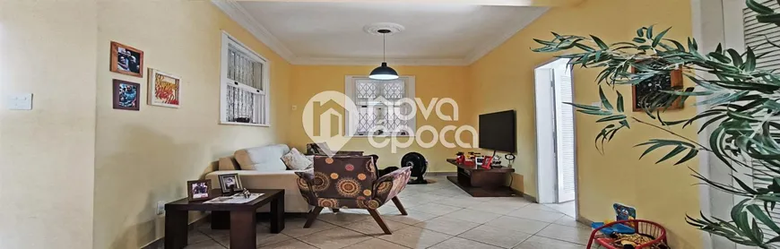 Foto 1 de Casa com 3 Quartos à venda, 150m² em Tijuca, Rio de Janeiro