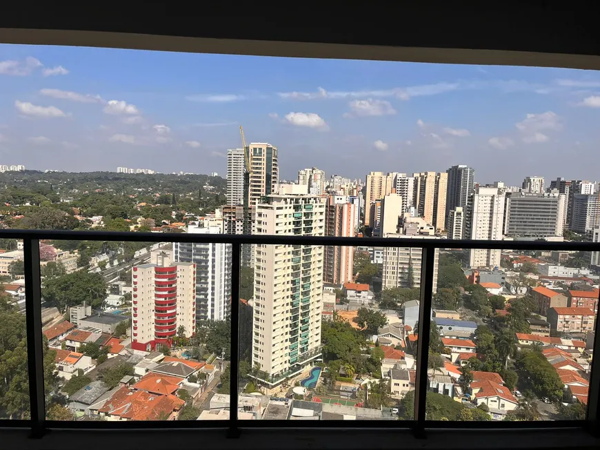 Foto 1 de Apartamento com 4 Quartos à venda, 143m² em Campo Belo, São Paulo