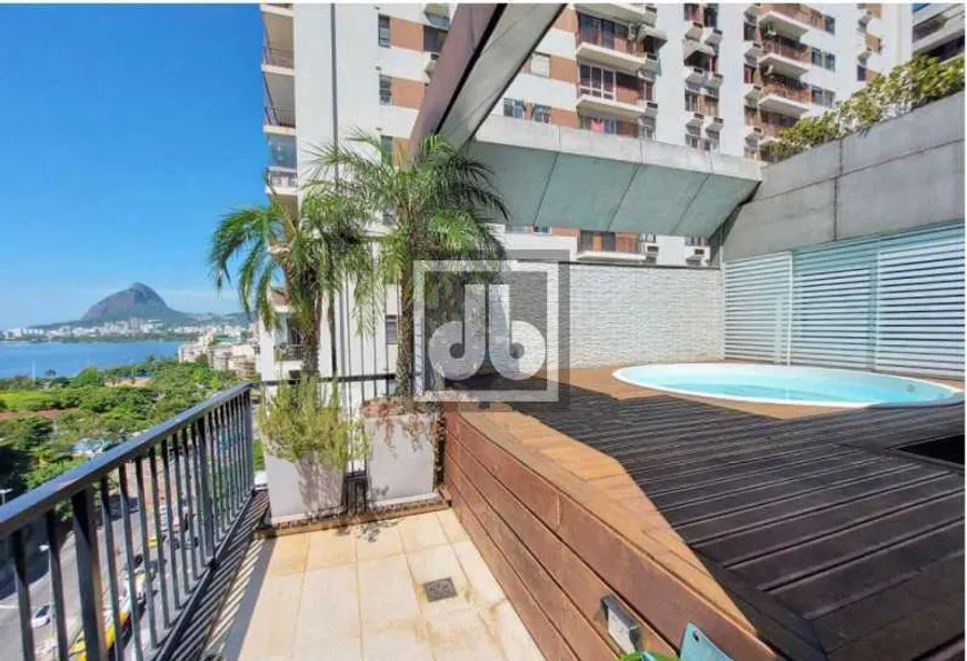 Foto 1 de Cobertura com 3 Quartos à venda, 183m² em Humaitá, Rio de Janeiro