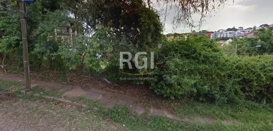 Foto 1 de Lote/Terreno à venda, 325m² em Chácara das Pedras, Porto Alegre