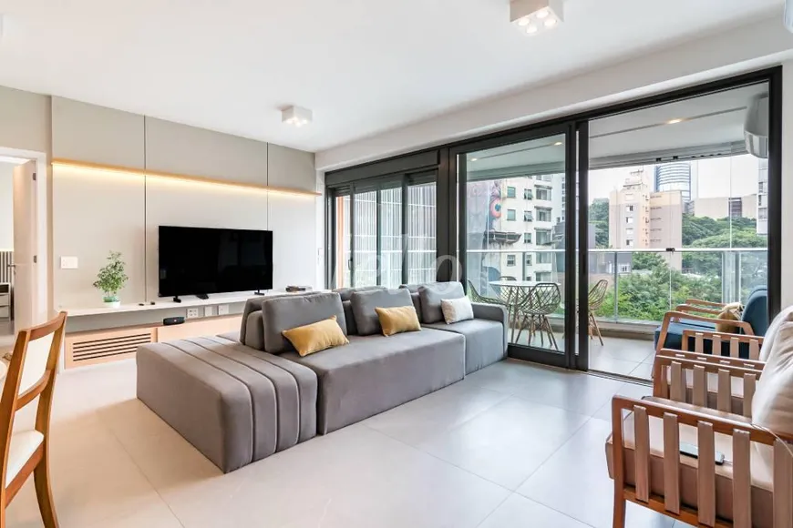 Foto 1 de Apartamento com 2 Quartos para alugar, 97m² em Jardins, São Paulo
