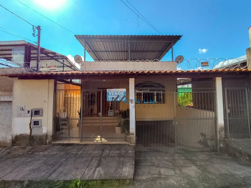 Foto 1 de Casa com 3 Quartos à venda, 300m² em Grama, Juiz de Fora