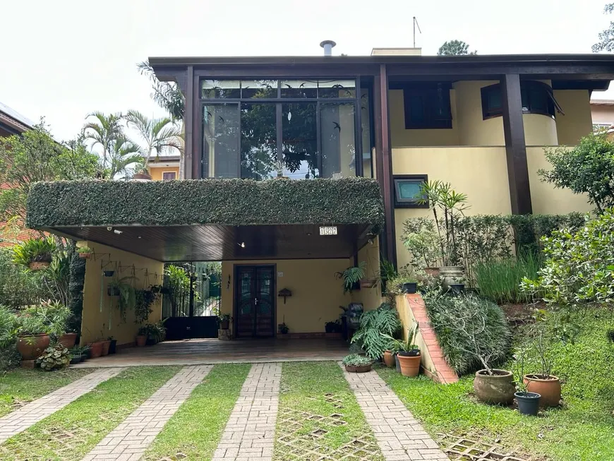Foto 1 de Casa de Condomínio com 3 Quartos à venda, 380m² em Morada dos Pássaros, Barueri