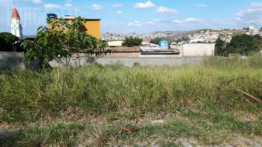 Foto 1 de Lote/Terreno à venda, 233m² em Dom Bosco, São João Del Rei