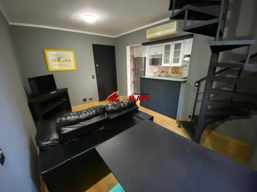 Foto 1 de Flat com 1 Quarto à venda, 45m² em Vila Olímpia, São Paulo