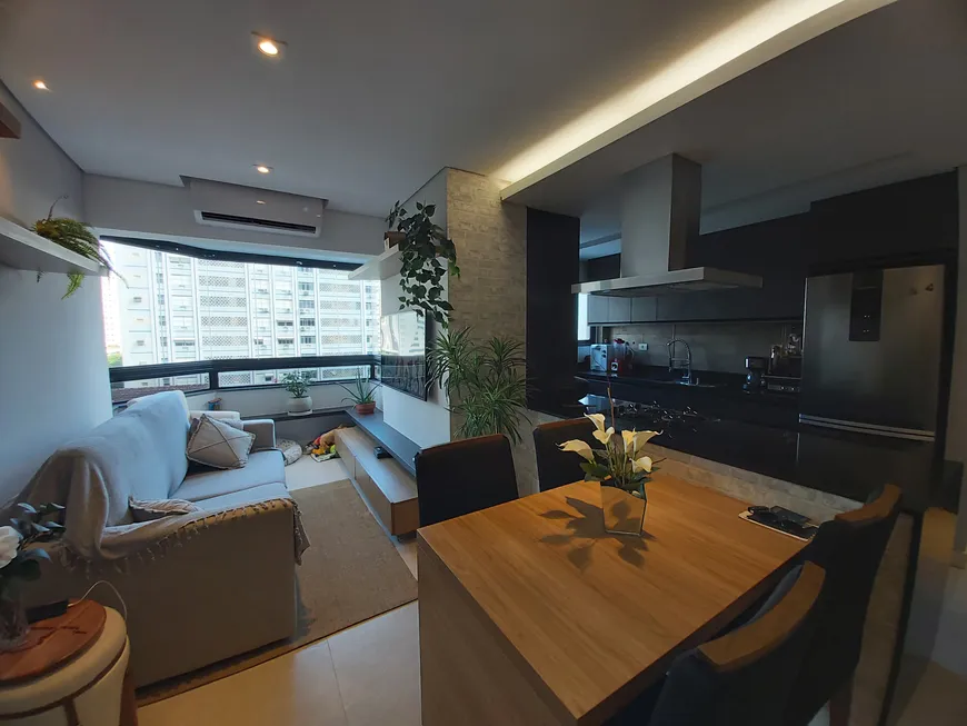 Foto 1 de Apartamento com 1 Quarto à venda, 48m² em Vila Belmiro, Santos