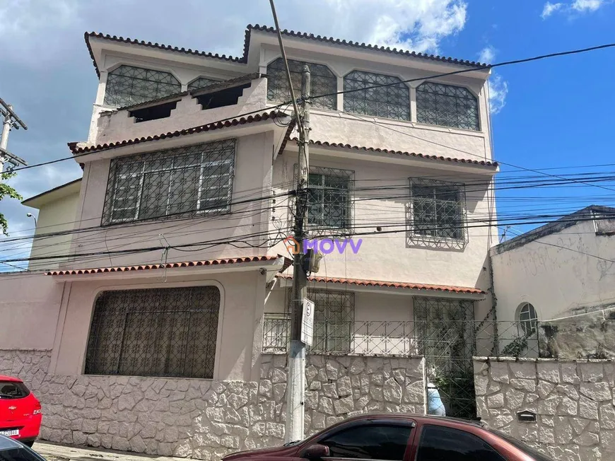 Foto 1 de Casa com 16 Quartos à venda, 550m² em São Domingos, Niterói