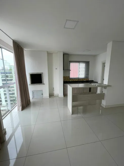 Foto 1 de Apartamento com 4 Quartos à venda, 140m² em Centro, Brusque