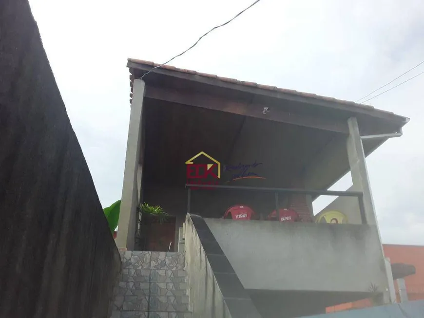 Foto 1 de Sobrado com 4 Quartos à venda, 60m² em Pereque Mirim, Caraguatatuba