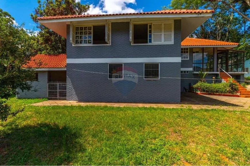 Foto 1 de Casa com 4 Quartos para alugar, 215m² em Sao Jose, Passo Fundo