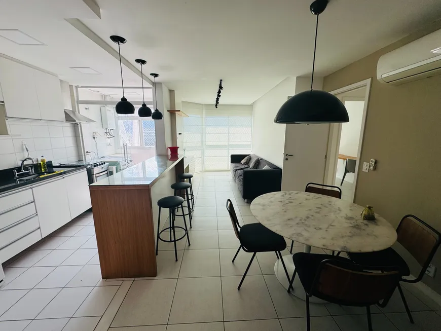 Foto 1 de Apartamento com 3 Quartos para alugar, 140m² em Barra da Tijuca, Rio de Janeiro