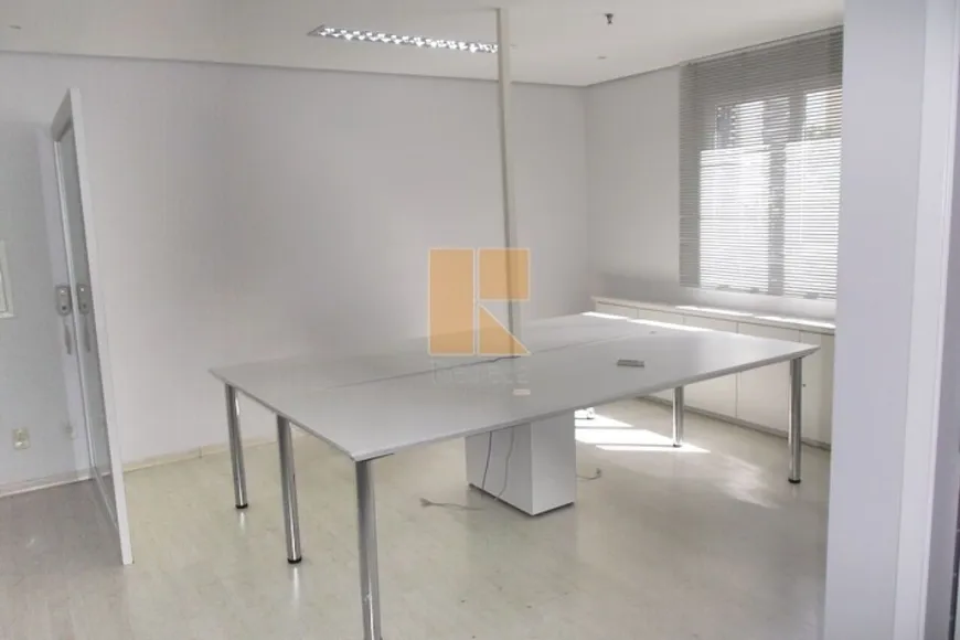 Foto 1 de Sala Comercial para alugar, 35m² em Campo Belo, São Paulo