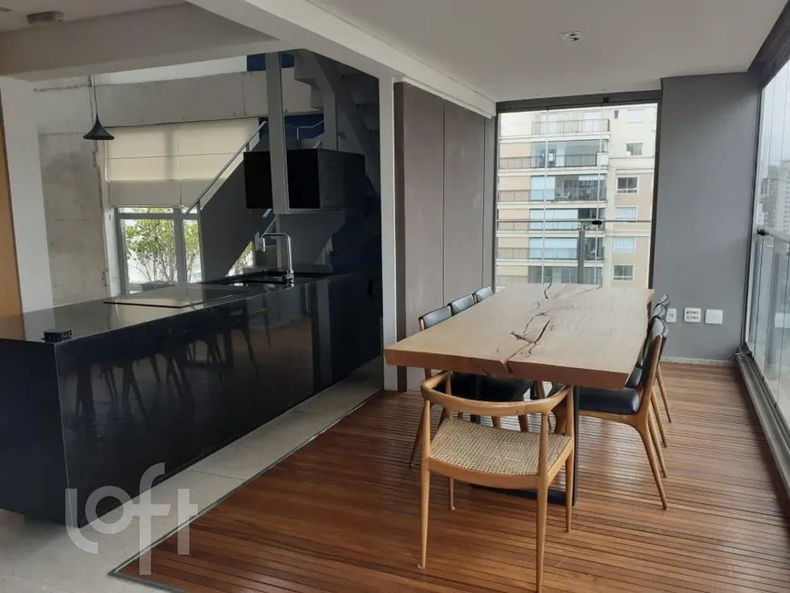 Foto 1 de Apartamento com 2 Quartos à venda, 180m² em Moema, São Paulo