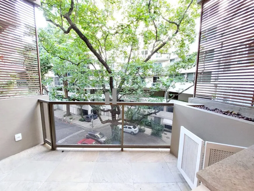Foto 1 de Apartamento com 3 Quartos à venda, 113m² em Ipanema, Rio de Janeiro
