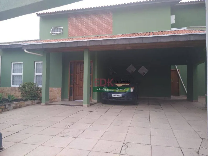 Foto 1 de Casa de Condomínio com 3 Quartos à venda, 246m² em Residencial São Charbel, Taubaté