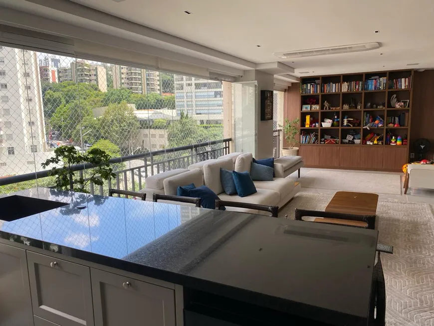 Foto 1 de Apartamento com 4 Quartos à venda, 184m² em Chácara Klabin, São Paulo