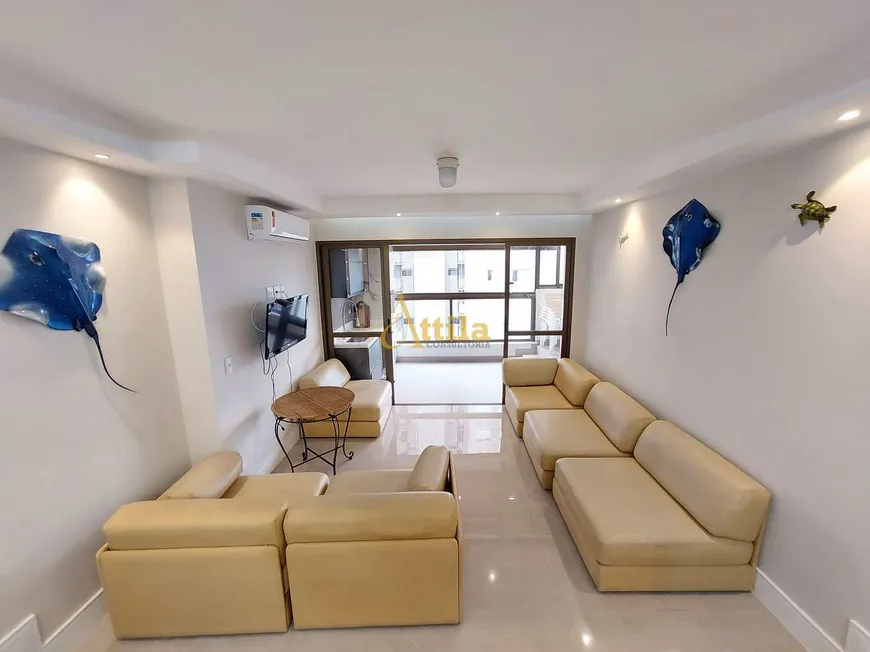 Foto 1 de Apartamento com 4 Quartos à venda, 152m² em Jardim Astúrias, Guarujá