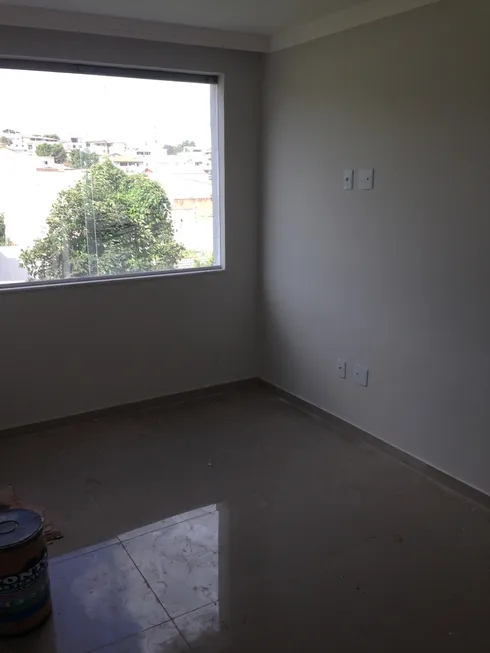 Foto 1 de Apartamento com 2 Quartos à venda, 45m² em Xangri-lá, Contagem