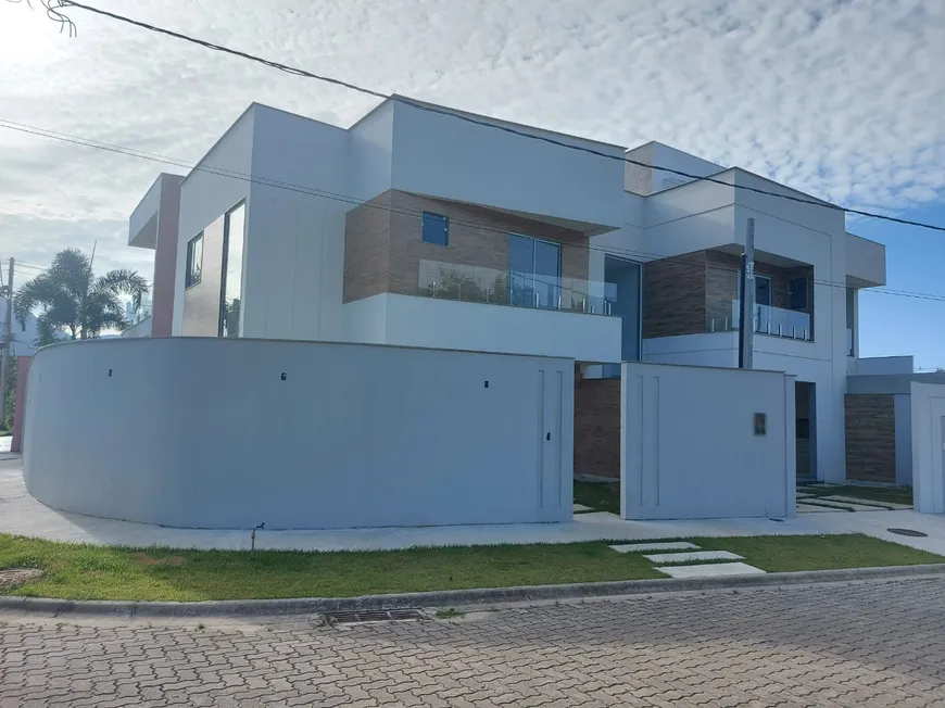 Foto 1 de Casa de Condomínio com 3 Quartos à venda, 180m² em Guaratiba, Rio de Janeiro