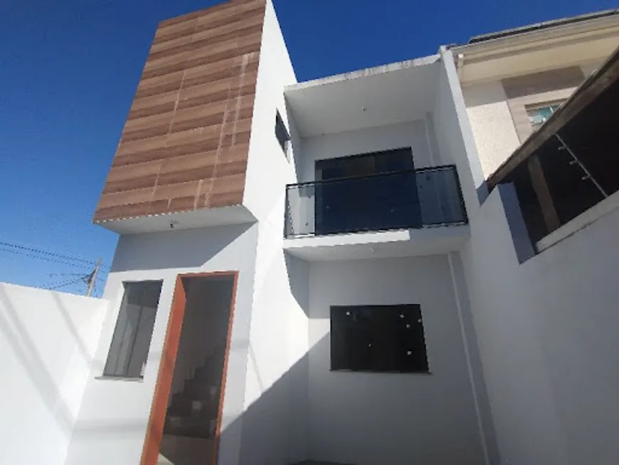 Foto 1 de Casa com 4 Quartos à venda, 200m² em Novo Horizonte, Macaé