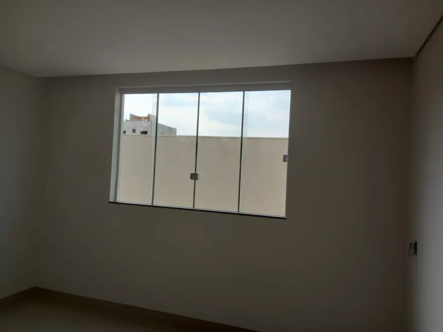 Foto 1 de Sobrado com 3 Quartos à venda, 76m² em Belvedere, Divinópolis