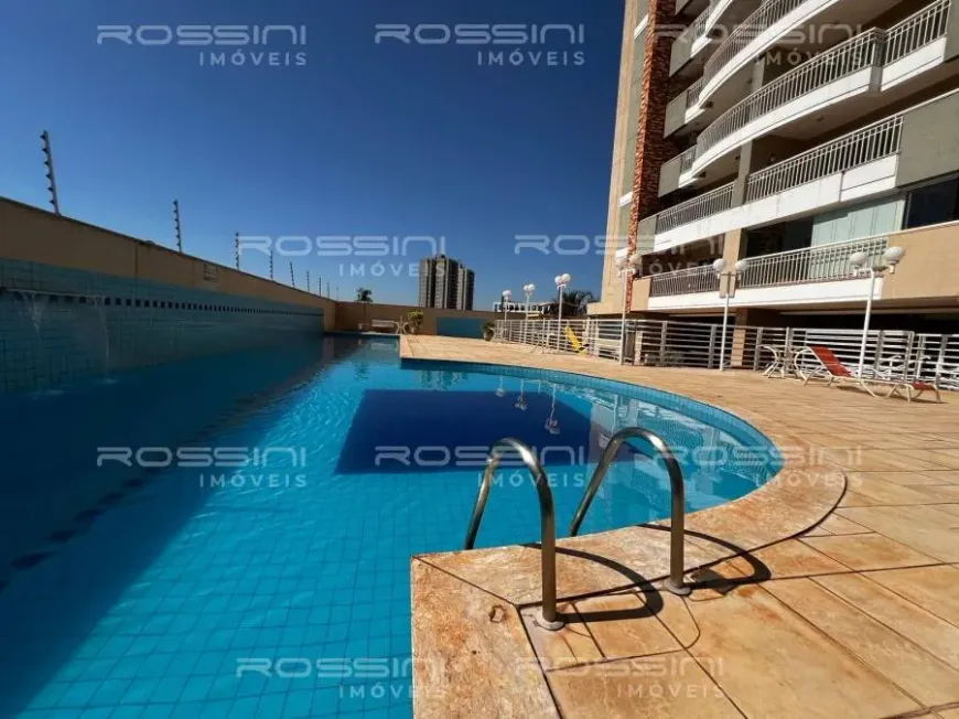 Foto 1 de Apartamento com 3 Quartos para alugar, 127m² em Centro, Ribeirão Preto
