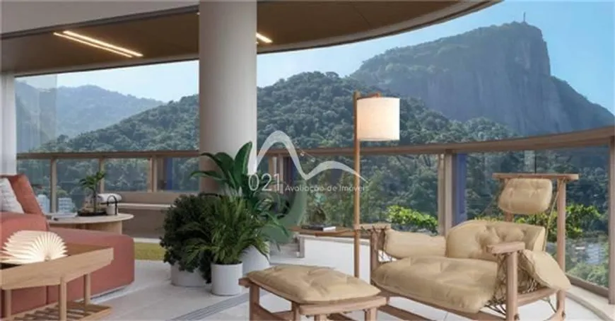 Foto 1 de Apartamento com 4 Quartos à venda, 214m² em Lagoa, Rio de Janeiro