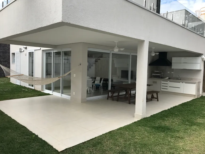 Foto 1 de Casa de Condomínio com 3 Quartos à venda, 160m² em Praia de Maresias, São Sebastião