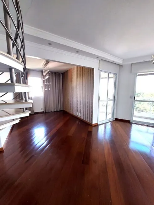 Foto 1 de Cobertura com 2 Quartos para alugar, 198m² em Vila Madalena, São Paulo