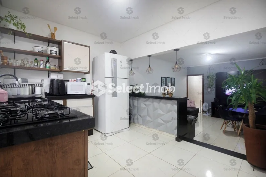 Foto 1 de Casa com 1 Quarto para alugar, 91m² em Parque Joao Ramalho, Santo André