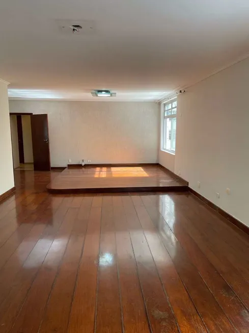 Foto 1 de Apartamento com 3 Quartos à venda, 190m² em Gonzaga, Santos