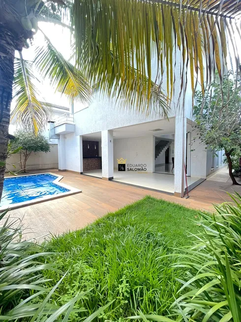 Foto 1 de Casa de Condomínio com 4 Quartos à venda, 330m² em Jardins Valencia, Goiânia