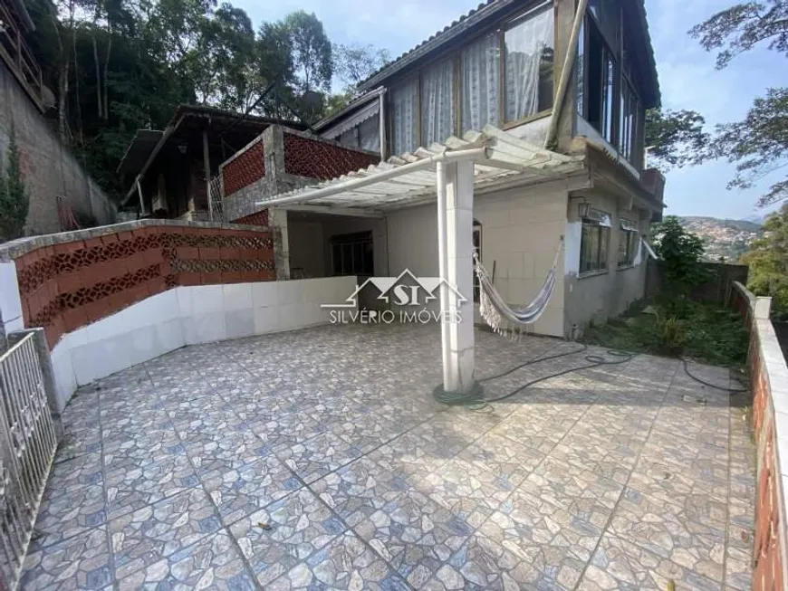 Foto 1 de Casa com 5 Quartos à venda, 103m² em Retiro, Petrópolis