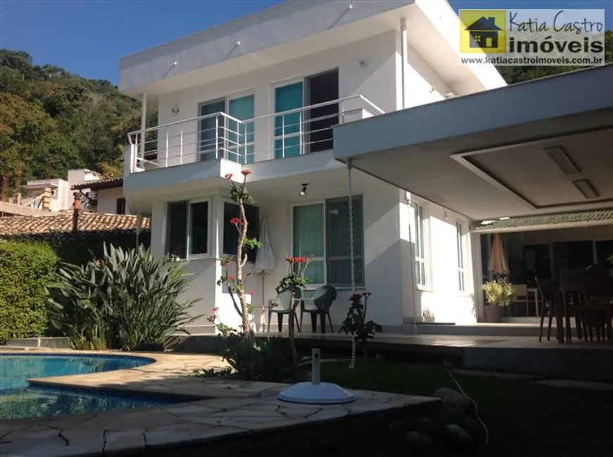Foto 1 de Casa de Condomínio com 4 Quartos à venda, 300m² em Itaipu, Niterói