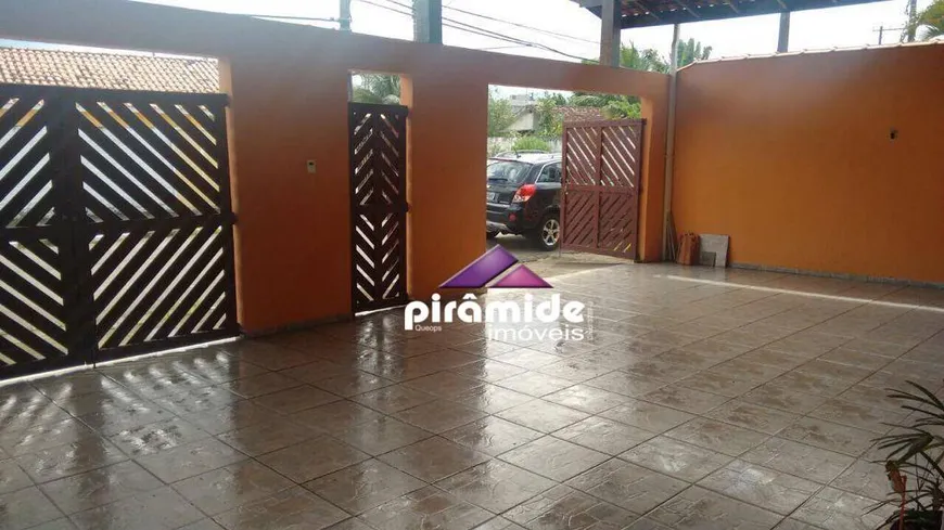 Foto 1 de Casa com 3 Quartos à venda, 170m² em Travessão, Caraguatatuba