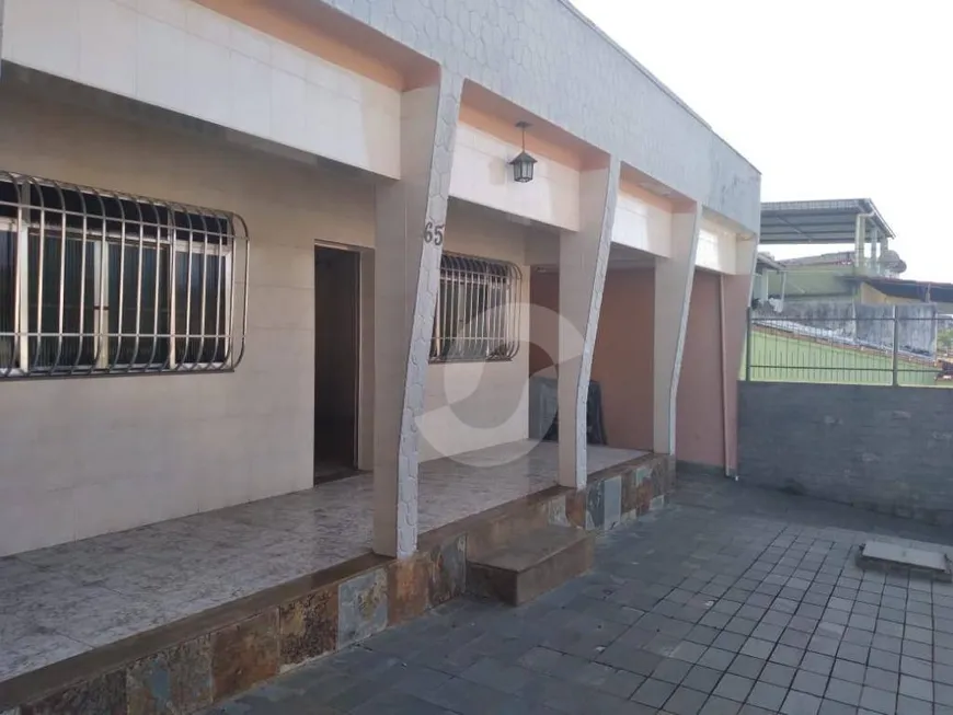 Foto 1 de Casa com 4 Quartos à venda, 300m² em Mangueira, São Gonçalo