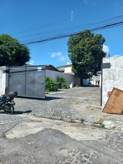 Foto 1 de Lote/Terreno com 1 Quarto à venda, 360m² em Jordão, Recife