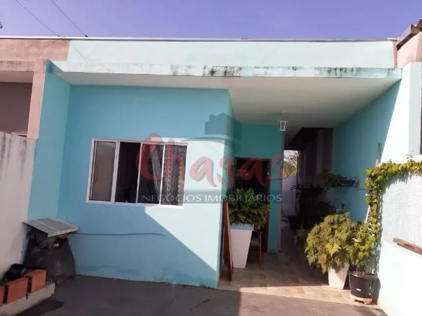 Foto 1 de Casa com 2 Quartos à venda, 90m² em GOLFINHO, Caraguatatuba