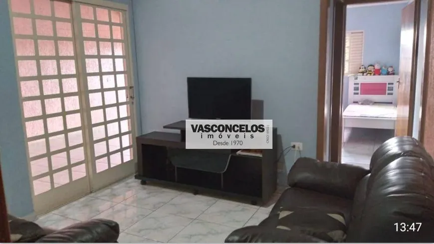 Foto 1 de Sobrado com 3 Quartos à venda, 132m² em Vila Unidos, São José dos Campos