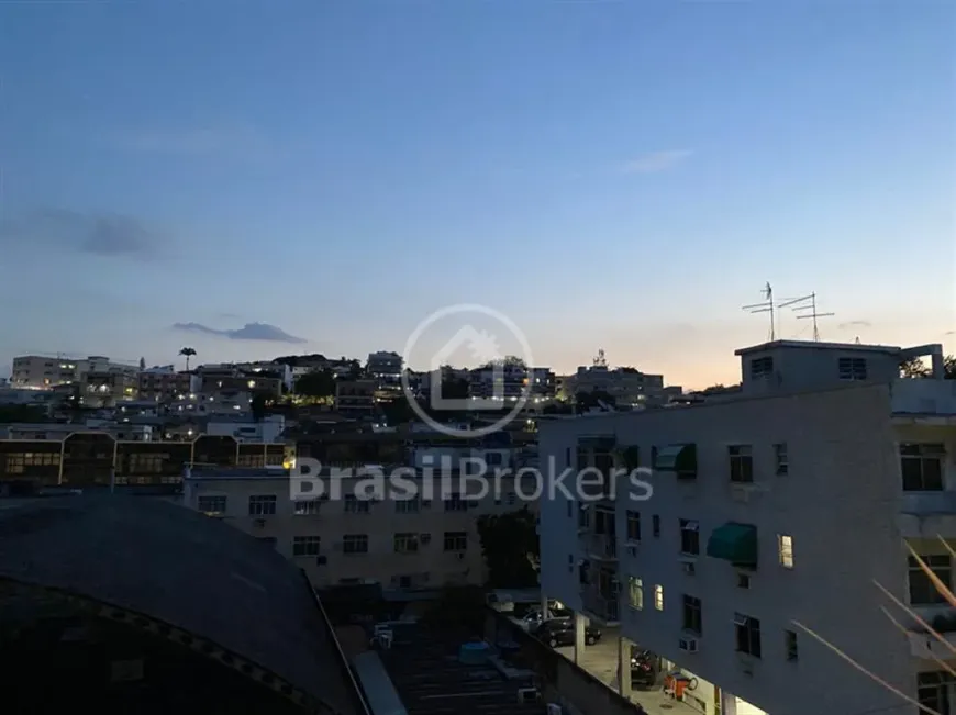 Foto 1 de Apartamento com 2 Quartos à venda, 96m² em Jardim Carioca, Rio de Janeiro