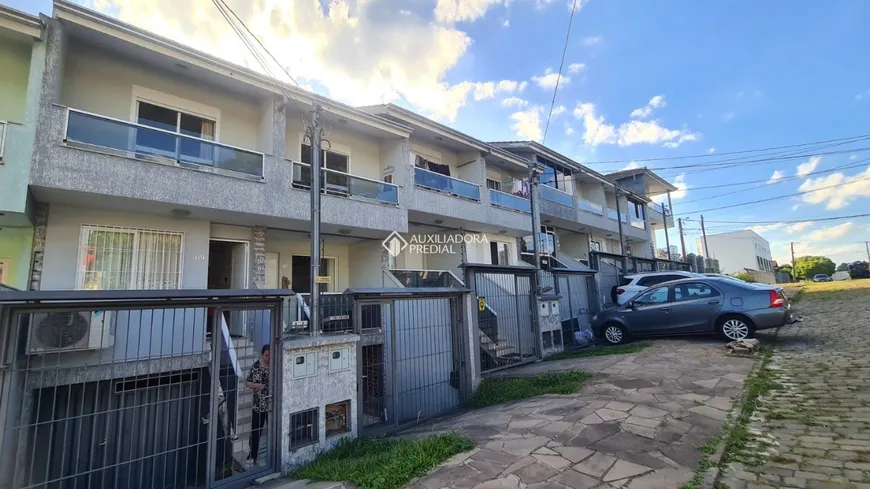 Foto 1 de Sobrado com 2 Quartos à venda, 62m² em Desvio Rizzo, Caxias do Sul