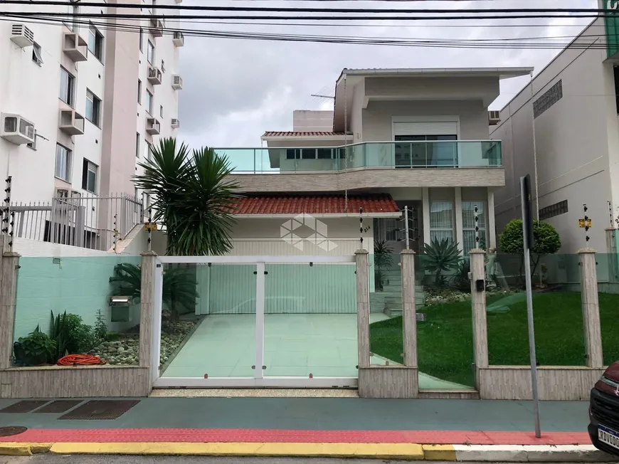 Foto 1 de Casa com 3 Quartos à venda, 325m² em Campinas, São José