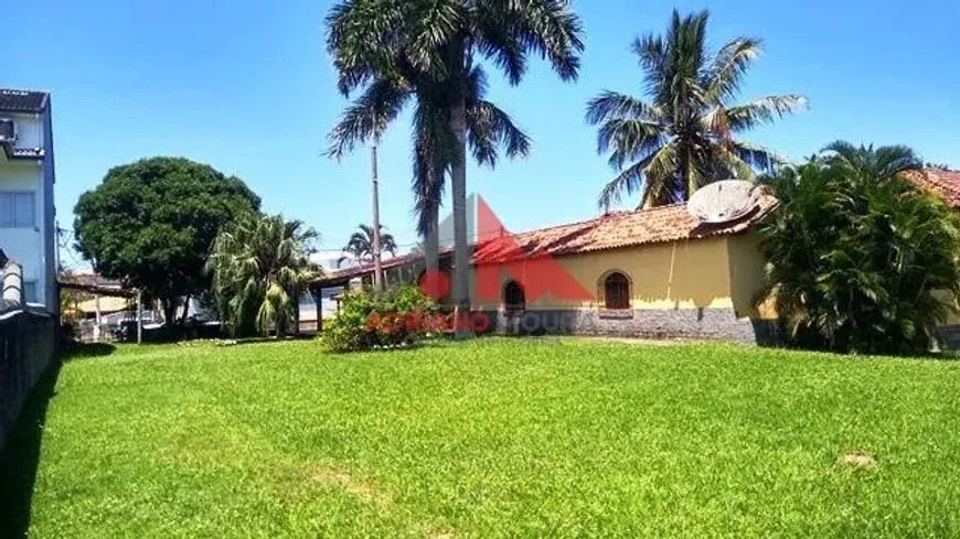 Foto 1 de Casa com 4 Quartos à venda, 1200m² em Bosque Beira Rio, Rio das Ostras