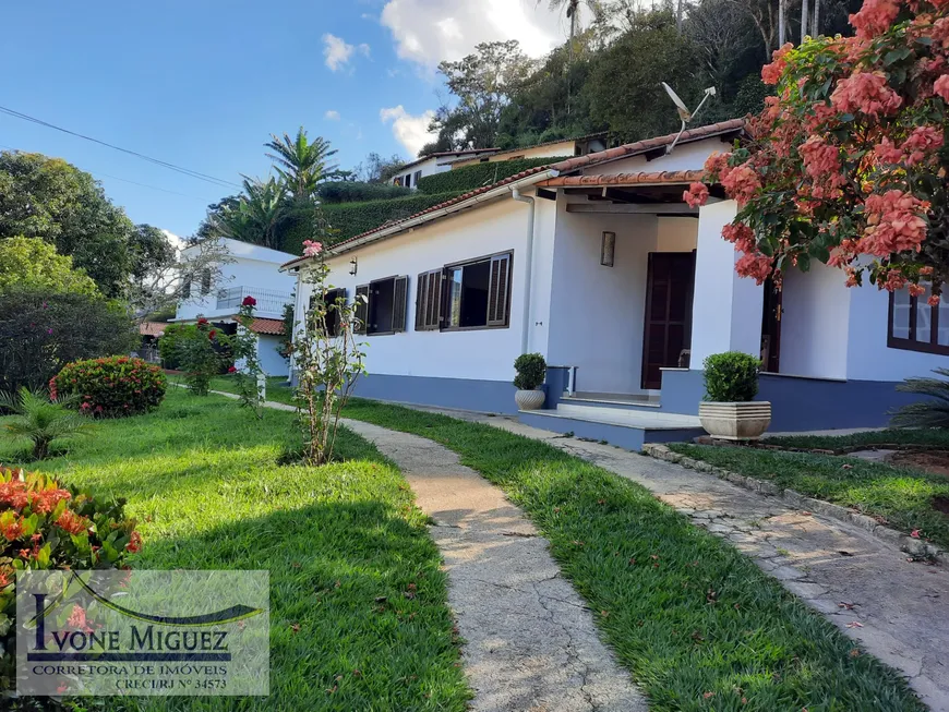 Foto 1 de Fazenda/Sítio com 9 Quartos à venda, 6400m² em Centro, Paty do Alferes